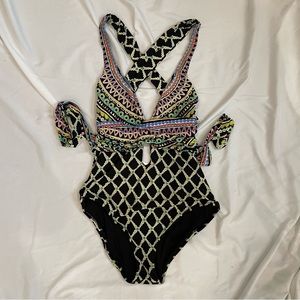 Trina Turk One Piece sz Large